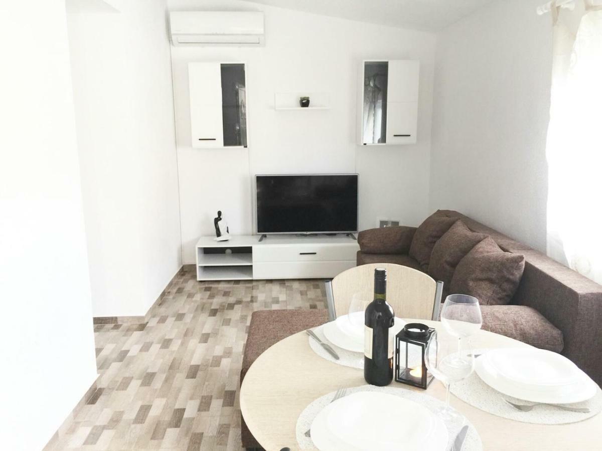 Apartman Luce Apartment Bibinje Bagian luar foto